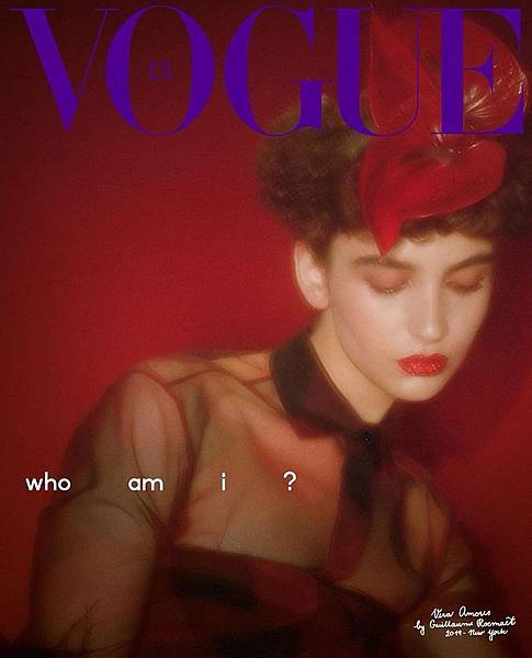 Vogue Czechoslovakia November 2019 Cover3.jpg