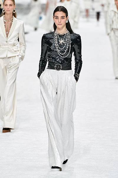 Chanel FW 19 Show.jpg