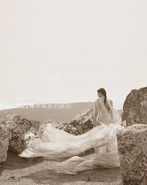 Dior-Cruise-2022-Campaign24.jpg Dior-Cruise-2022-Campaign24.jpg