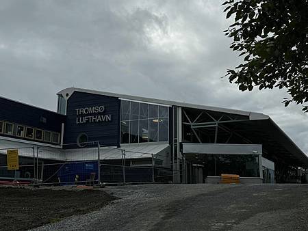 第一次歐洲自駕·挪威 【租車】·【停車費】·【油錢】·【過路 第一次歐洲自駕·挪威 【租車】·【停車費】·【油錢】·【過路