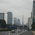 這裡可以看到東京鐵塔，可惜天氣不好，東京鐵塔的紅不夠鮮豔