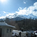 這是富士山第二站，這時候已經爬到某一個高度的富士山了