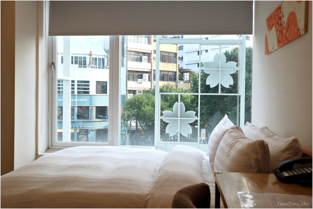 [心得] 台中 新盛橋行旅 綠川市景雙人房