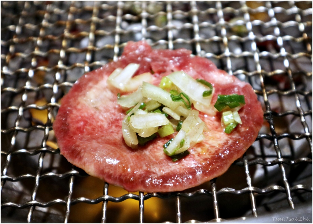 [新北板橋]小秘苑燒肉餐酒|「不是我要來吃肉．．．是肉要我來