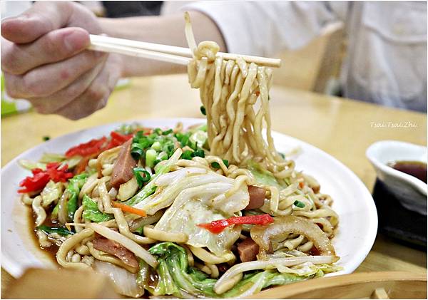 [食記] 沖繩那霸 第一牧志公設市場 2階食堂部門