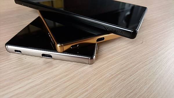 Xperia Z5 Premium 三色搶先看~