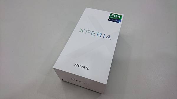 中華電信限定 Xperia X Performance 薔薇粉開箱