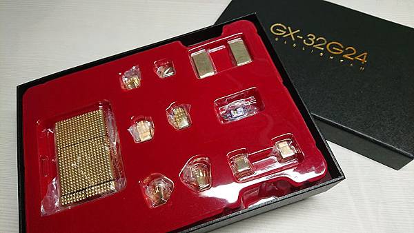 玩具開箱~萬代GX-32G24 黃金小戰士