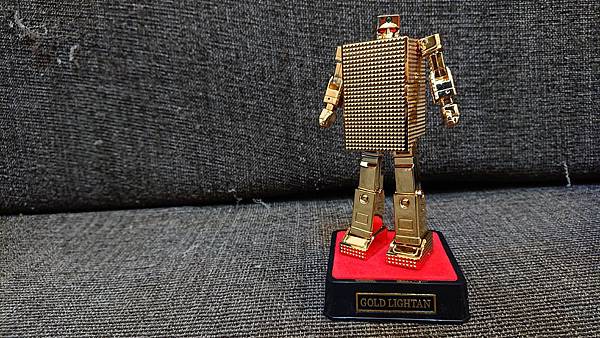 玩具開箱~萬代GX-32G24 黃金小戰士