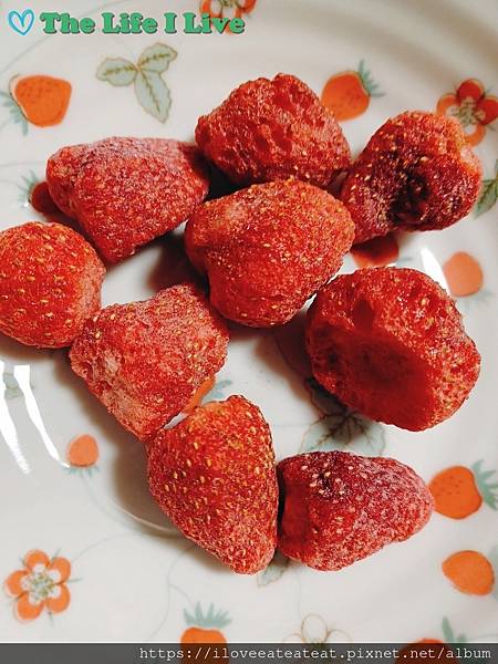 私房小廚草莓凍乾 011.jpg