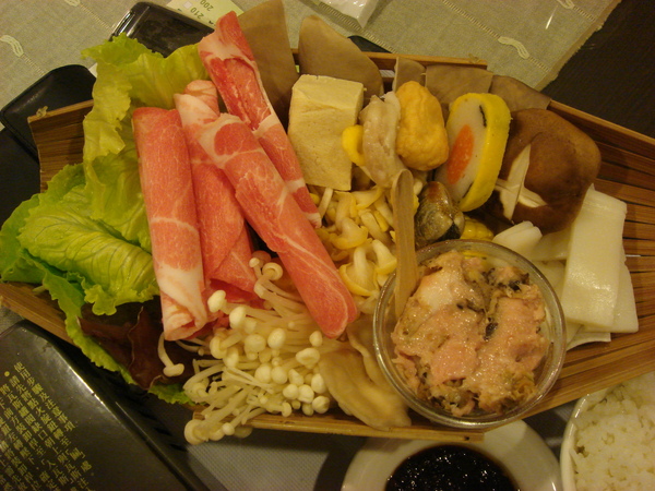 超棒的火鍋料.JPG