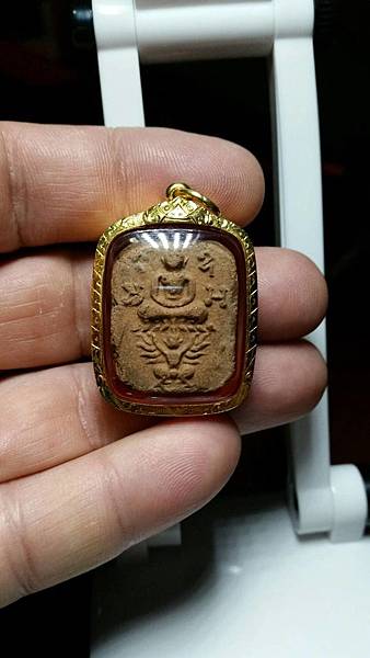 泰國佛牌 龍婆班大師