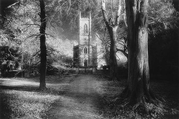 church-of-st-mary-magdalene-simon-marsden