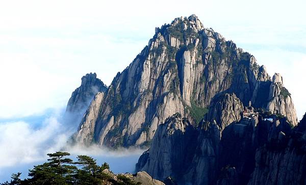 世界自然文化遺產兼具 - 黃山　@愛旅遊