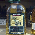 71008 Kirkland Signature 100％ Pure Olive Oil 橄欖油 5公升 義大利製 759 02.jpg