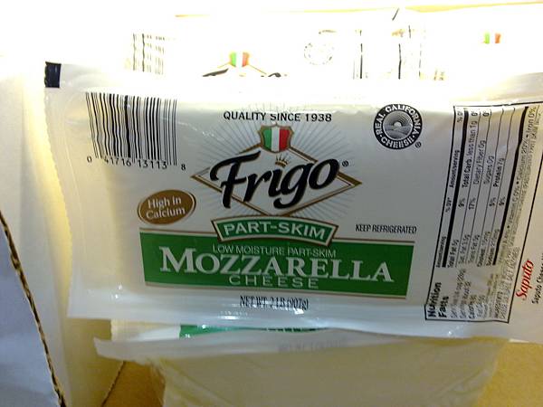 184834 Frigo Mozzarella Cheese Low Moisture Part-Skim 摩佐拉摩佐瑞拉乾酪 907公克 美國產 02