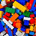LEGO-960x638