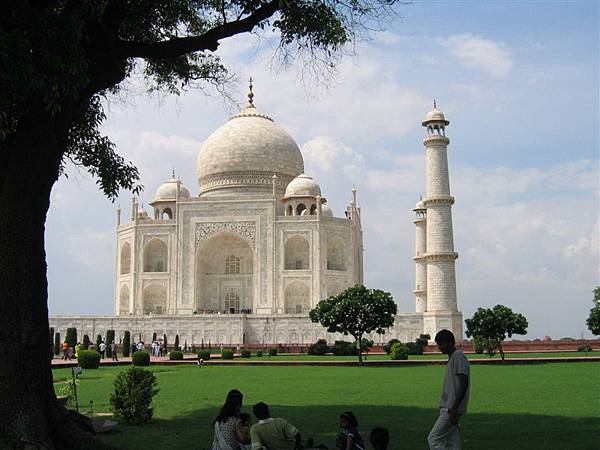 Taj Mahal, A famliy day