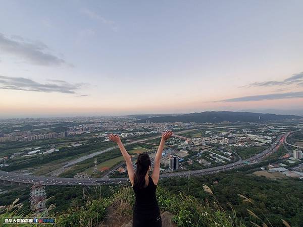 新北景點 鳶山登山步道三峽鳶山彩壁 三峽小百岳 福德坑山鳶山