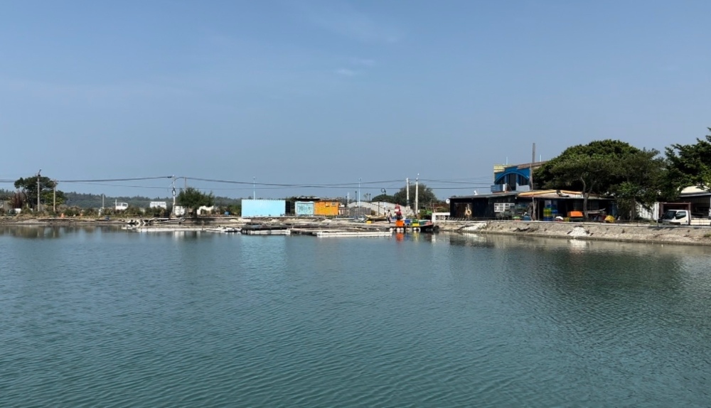 新竹縣好好玩來水月休閒藍鯨魚寮來個一日漁夫體驗「綠色海岸」農 新竹縣好好玩來水月休閒藍鯨魚寮來個一日漁夫體驗「綠色海岸」農