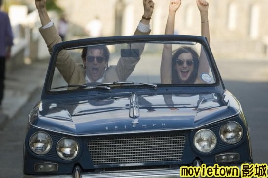 movietown影城 真愛挑日子劇照One Day Photos15吉姆史特格斯 Jim Sturgess◎安海瑟薇 Anne Hathaway- (複製).jpg