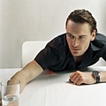 性愛成癮的男人│色辱│羞耻0麥克法斯賓達 Michael Fassbender2新.jpg