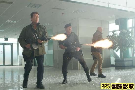 浴血任務2劇照│轟天猛將2劇照│敢死队2剧照The Expendables 2-3阿諾史瓦辛格 Arnold Schwarzenegger◎席維斯史特龍 Sylvester Stallone◎布魯斯威利 Bruce Willis新+ 浴血任務2劇照│轟天猛將2劇照│敢死队2剧照The Expendables 2-3阿諾史瓦辛格 Arnold Schwarzenegger◎席維斯史特龍 Sylvester Stallone◎布魯斯威利 Bruce Willis新+