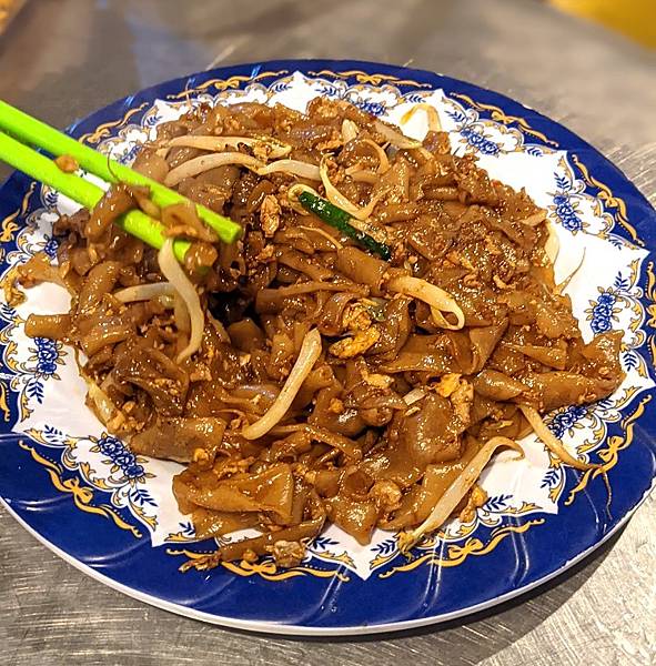 [食記] 馬來西亞新山 食得福美食中心.淡杯沙爹.洪記燒雞翅