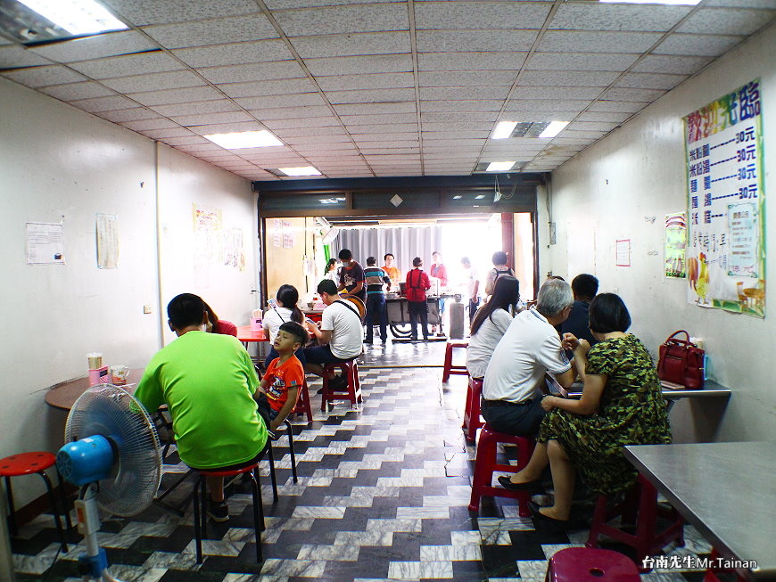 02.jpg 02.jpg