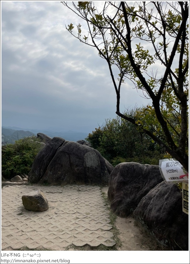 爬山_210315_104.jpg 爬山_210315_104.jpg