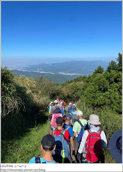 54_221003_19.jpg 54_221003_19.jpg