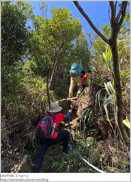 54_221003_33.jpg 54_221003_33.jpg