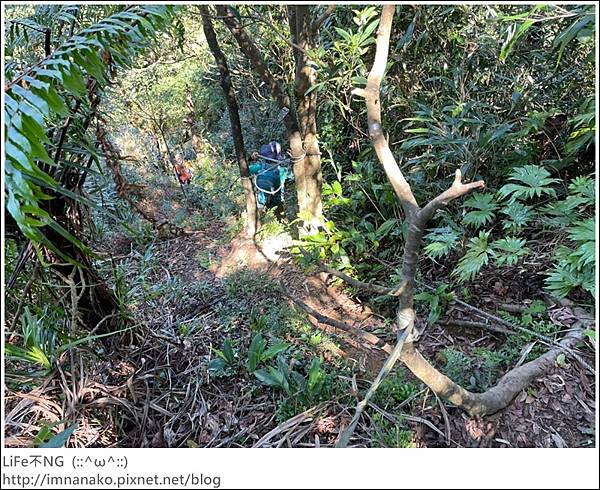 54_221003_38.jpg 54_221003_38.jpg