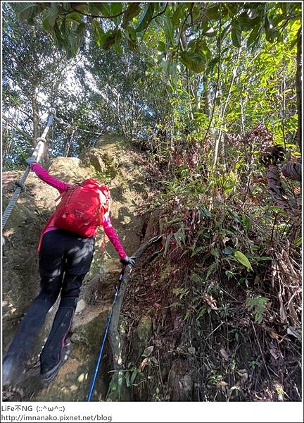 54_221003_82.jpg 54_221003_82.jpg