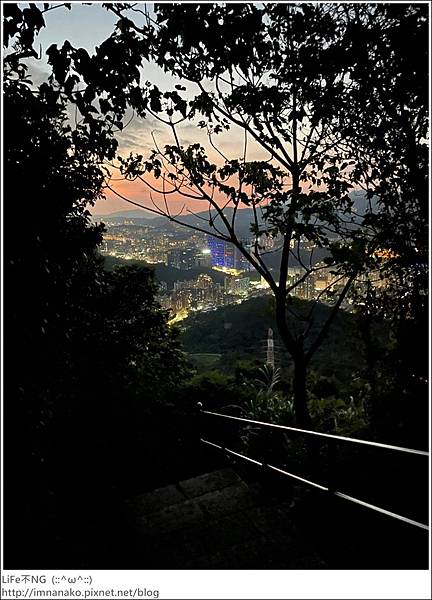 54_221003_103.jpg 54_221003_103.jpg