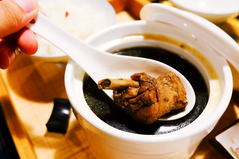 DSCF2896.jpg DSCF2896.jpg