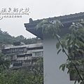 遠方的建築也很復古