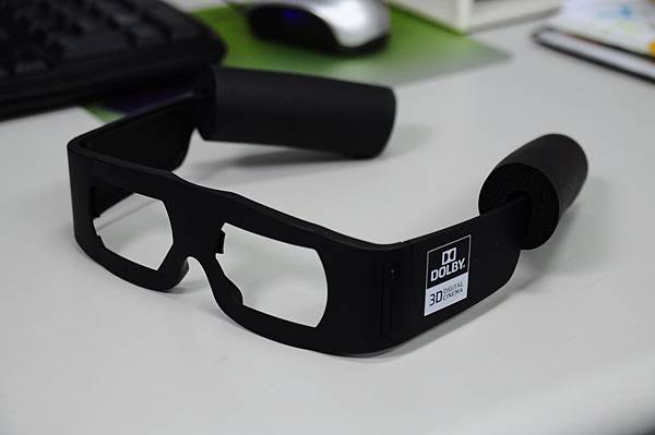 3D貼心眼鏡.JPG