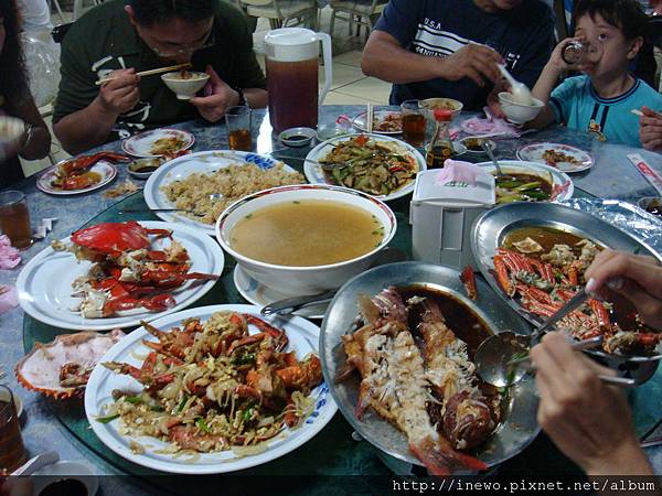 海鮮大餐+蝙蝠湯!