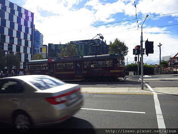 然後搭免費市區車回市區