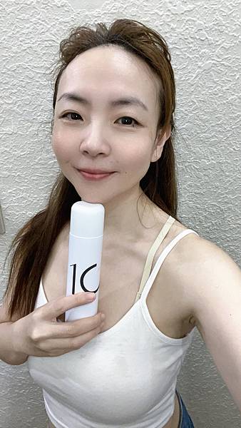 【臉部保養】綿密的雲朵泡泡洗完超潔淨-10skin 瞬亮碳酸 試用