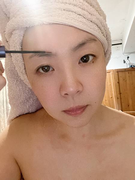 【臉部保養】解鎖迷人睫毛的秘密!【XLASH 睫毛魔幻賦活精 試用