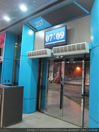 台北轉運站~2F~統聯客運、國光客運、三重客運及新竹客運 @ 三本財與小豬豬 :: 痞客邦