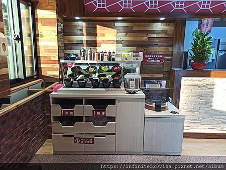 /tmp/phpAqeIqC /tmp/phpAqeIqC