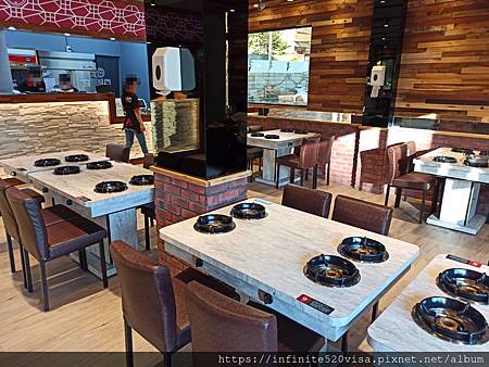 /tmp/phpTeVpbm /tmp/phpTeVpbm