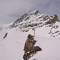 少女峰鐵道/Jungfraujoch-高原平台上的Monch峰