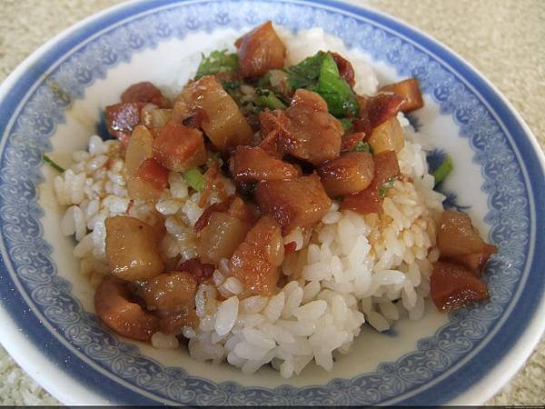 橋仔頭肉燥飯