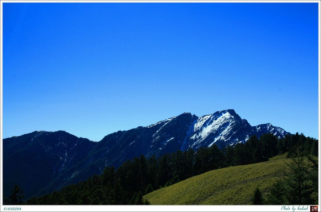 S1050204雪白的奇萊北峰【屏風山】