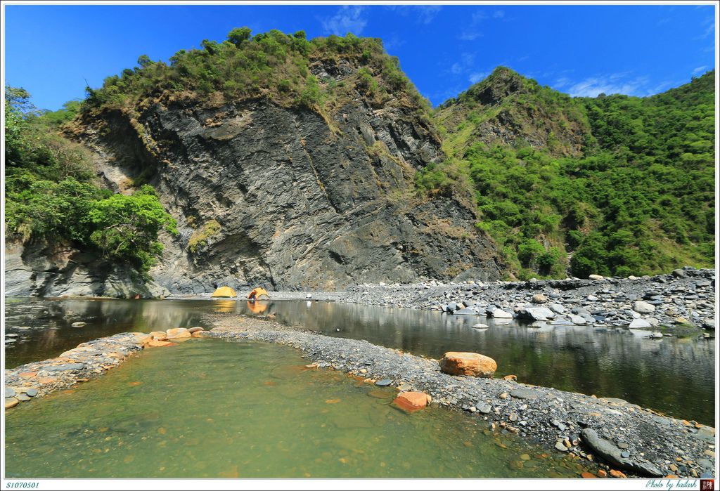 S1070501山影倒映的溫泉【萬山溫泉】.jpg