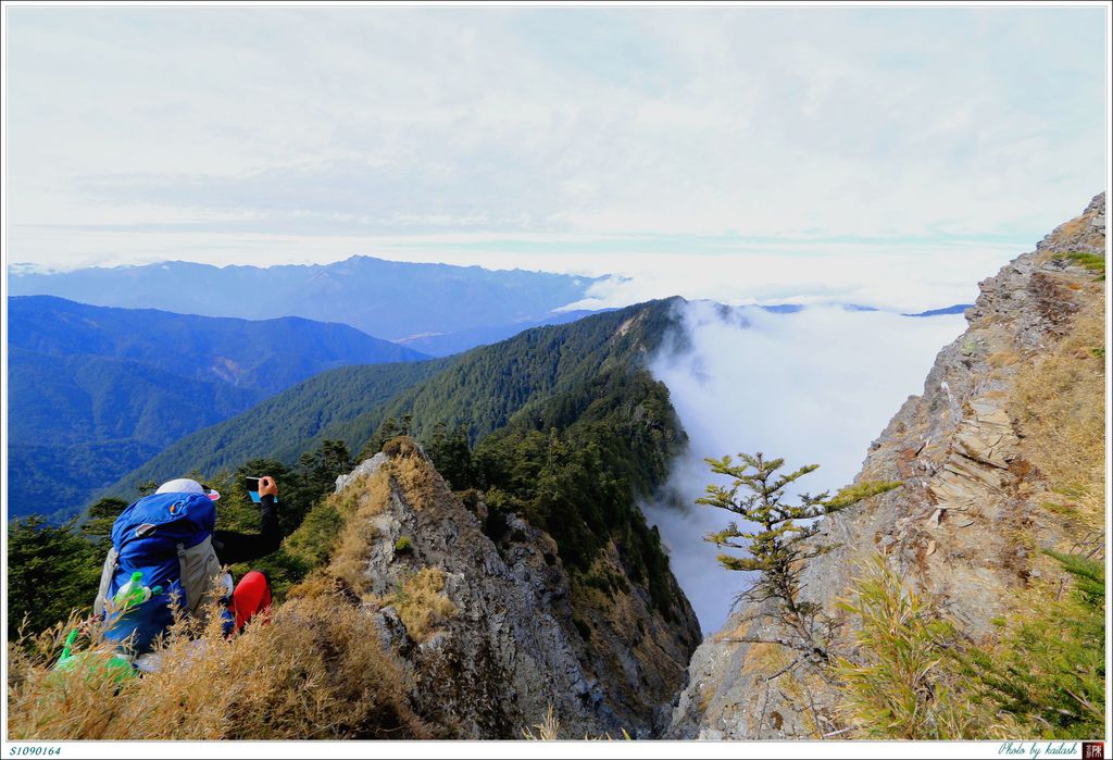 S1090164鬼門關斷崖絕壁【無明山】.jpg